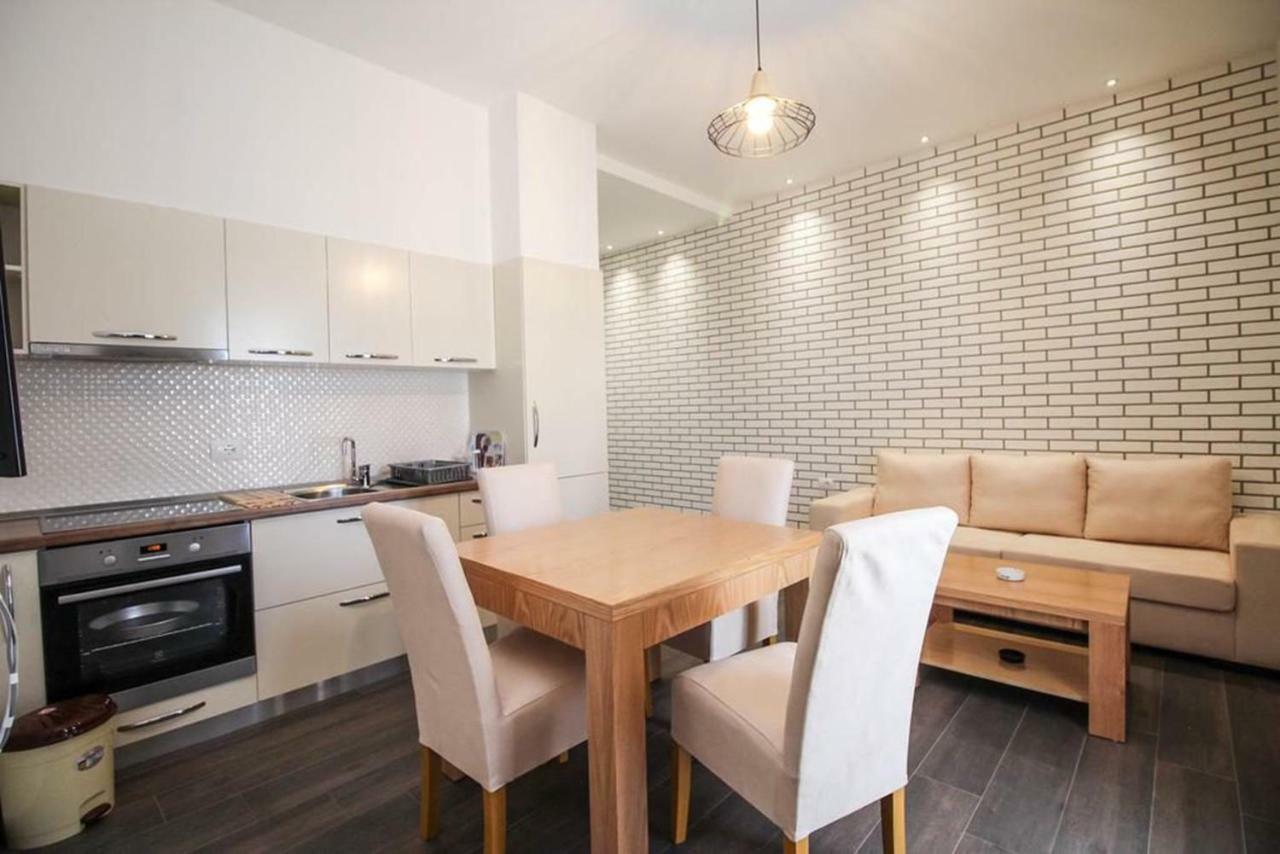 Sunrise Luxury Apartments Saranda Dış mekan fotoğraf